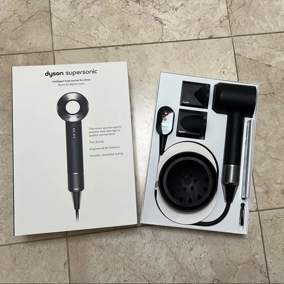 Dyson Supersonic Hair Dryer in Black - Picture 1 of 4